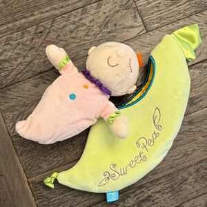 Manhattan Toy Snuggle Pods - Sweet Pea